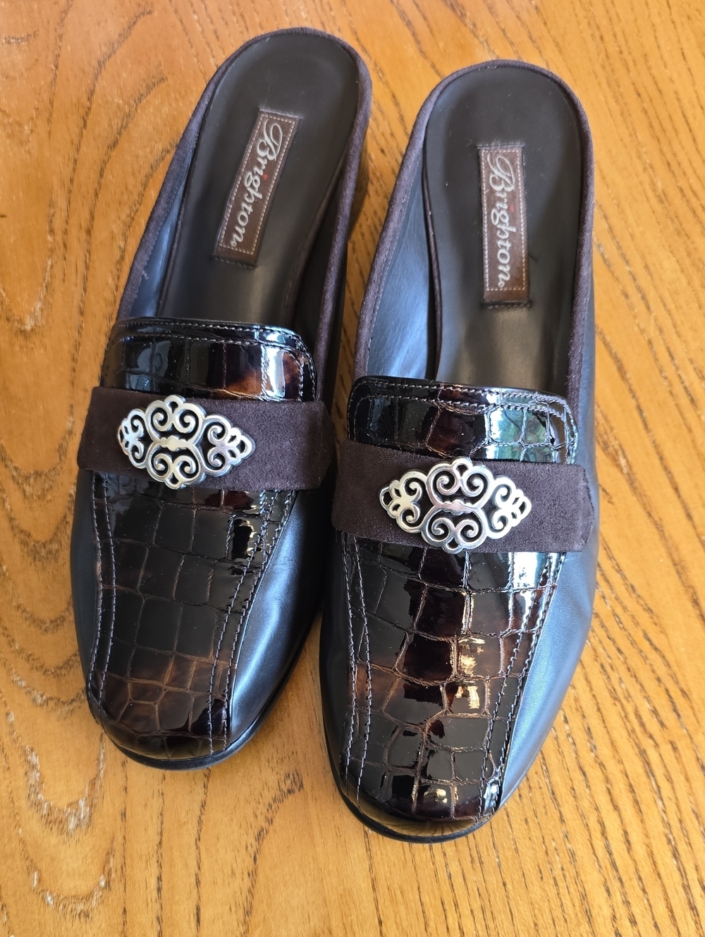 Brighton “Avery” Chocolate Brown slip on shoe Calf/Croc/Suede 9.5 NOS